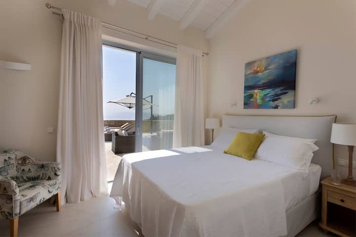 غرفة النوم الثالثة المشرقة المزدوجة (غرفة النوم 3). 