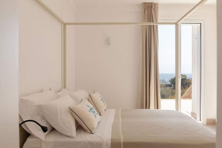 El primero de los dos dormitorios dobles en la planta principal. (Dormitorio 1)