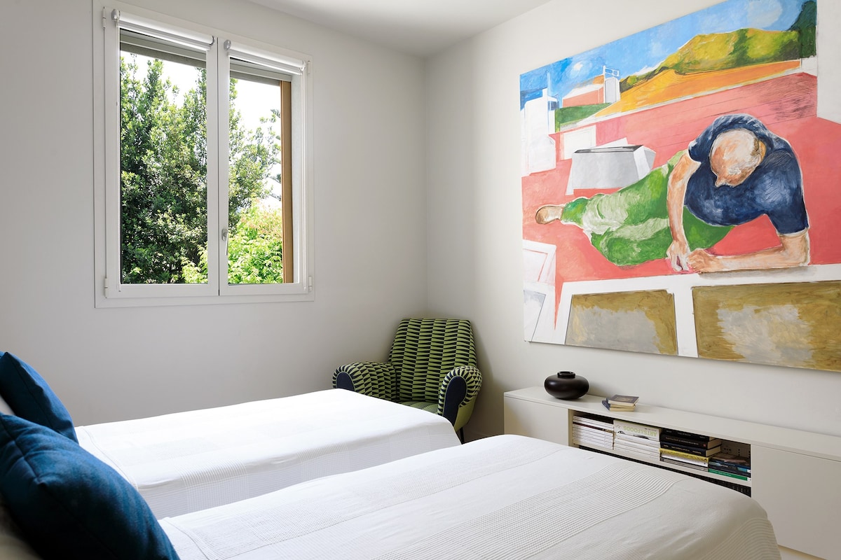 Dubbelrummet på bottenvåningen (sovrum 3).