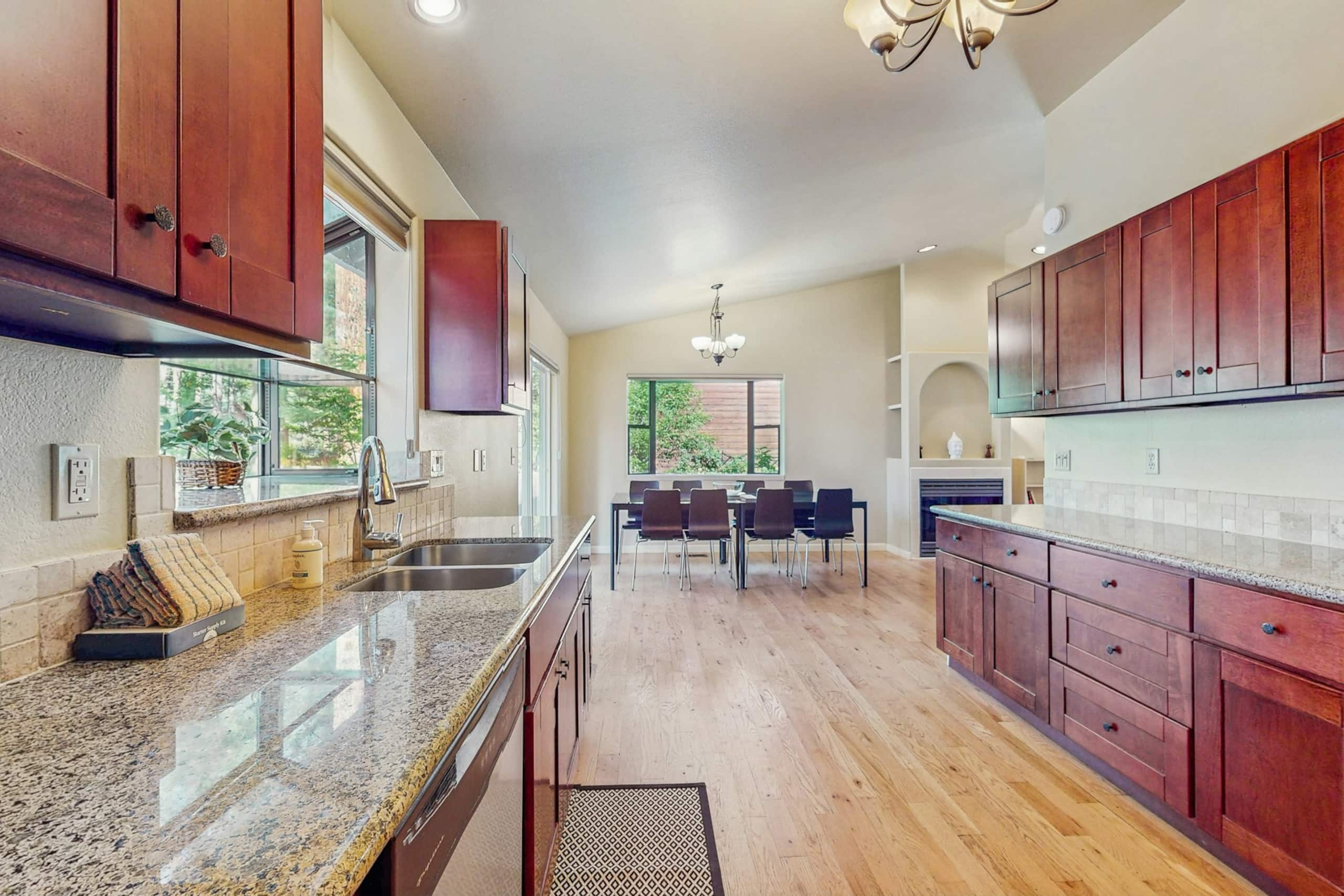 Cozy Tahoe Cabin with Pine Views & Fireplace - Photo 12