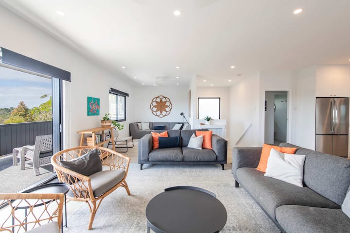 The Bay House - Oceanstays - Angourie
