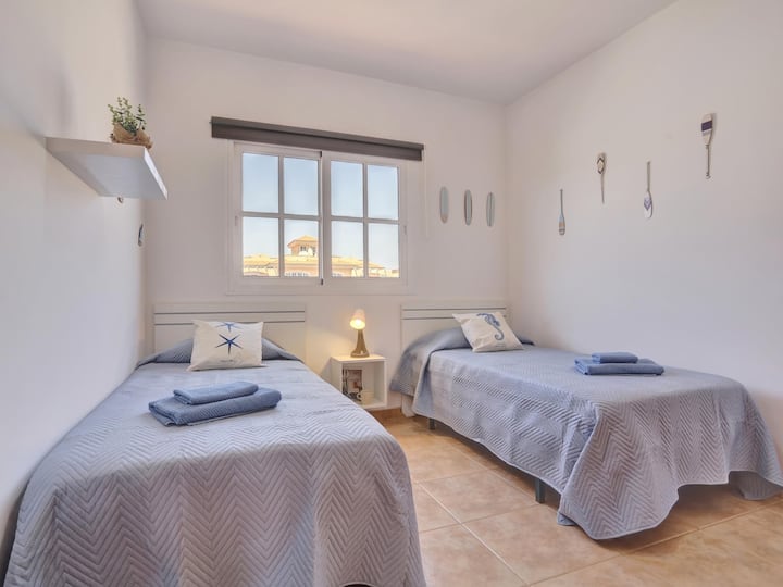 غرفة النوم 2