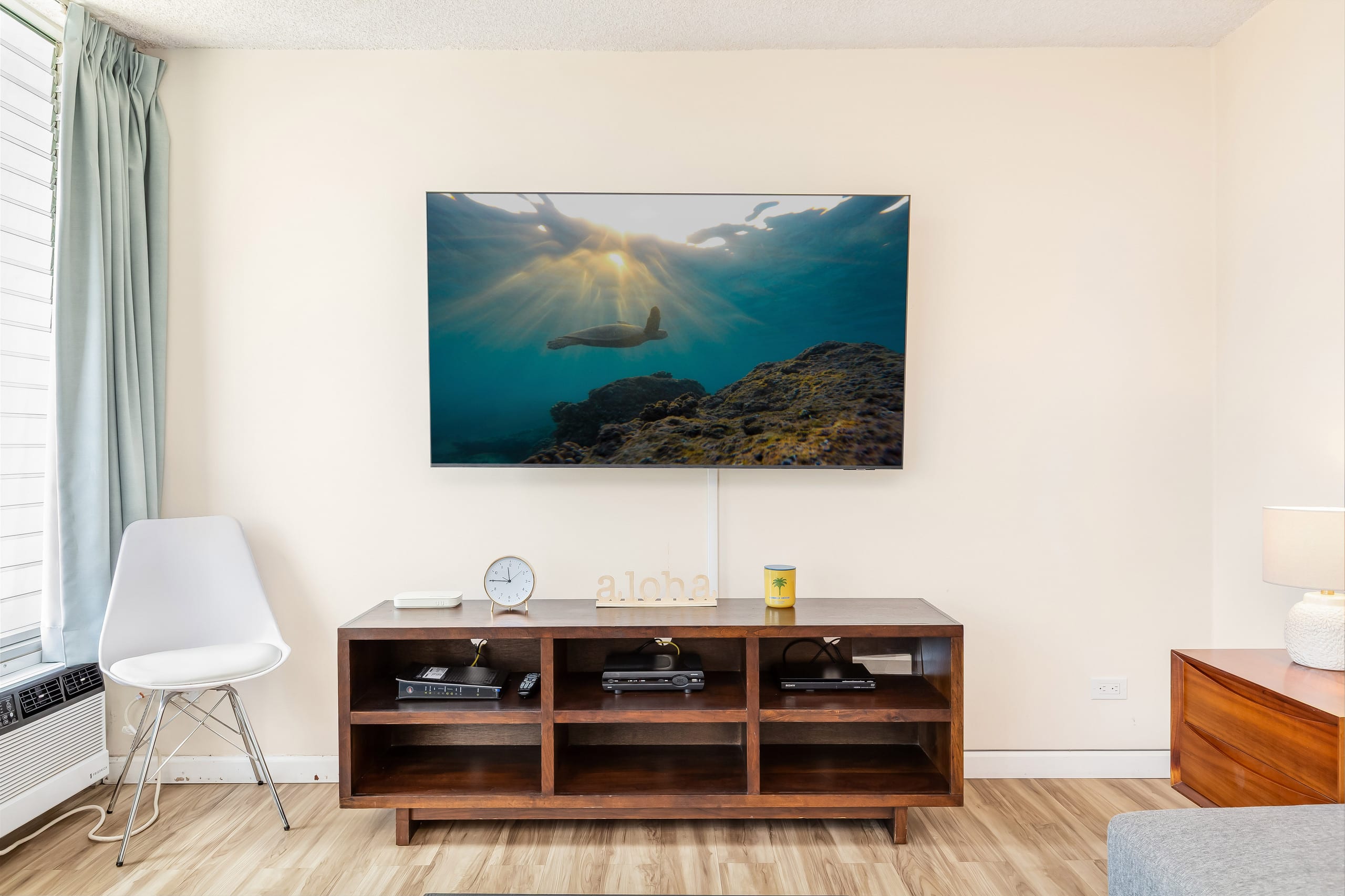 Ocean-Diamond Head Views Condo at Pacific Monarch - Image 7