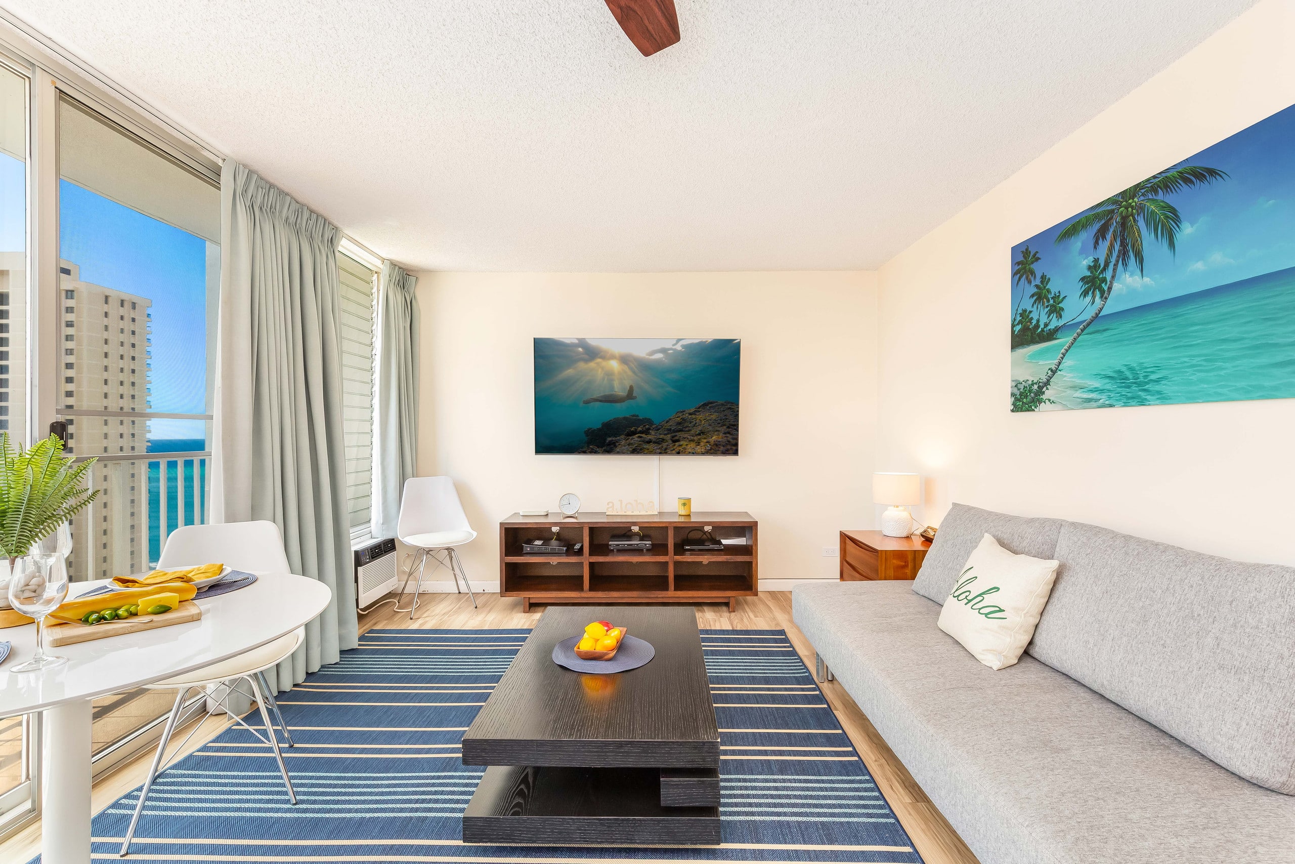 Ocean-Diamond Head Views Condo at Pacific Monarch - Image 1