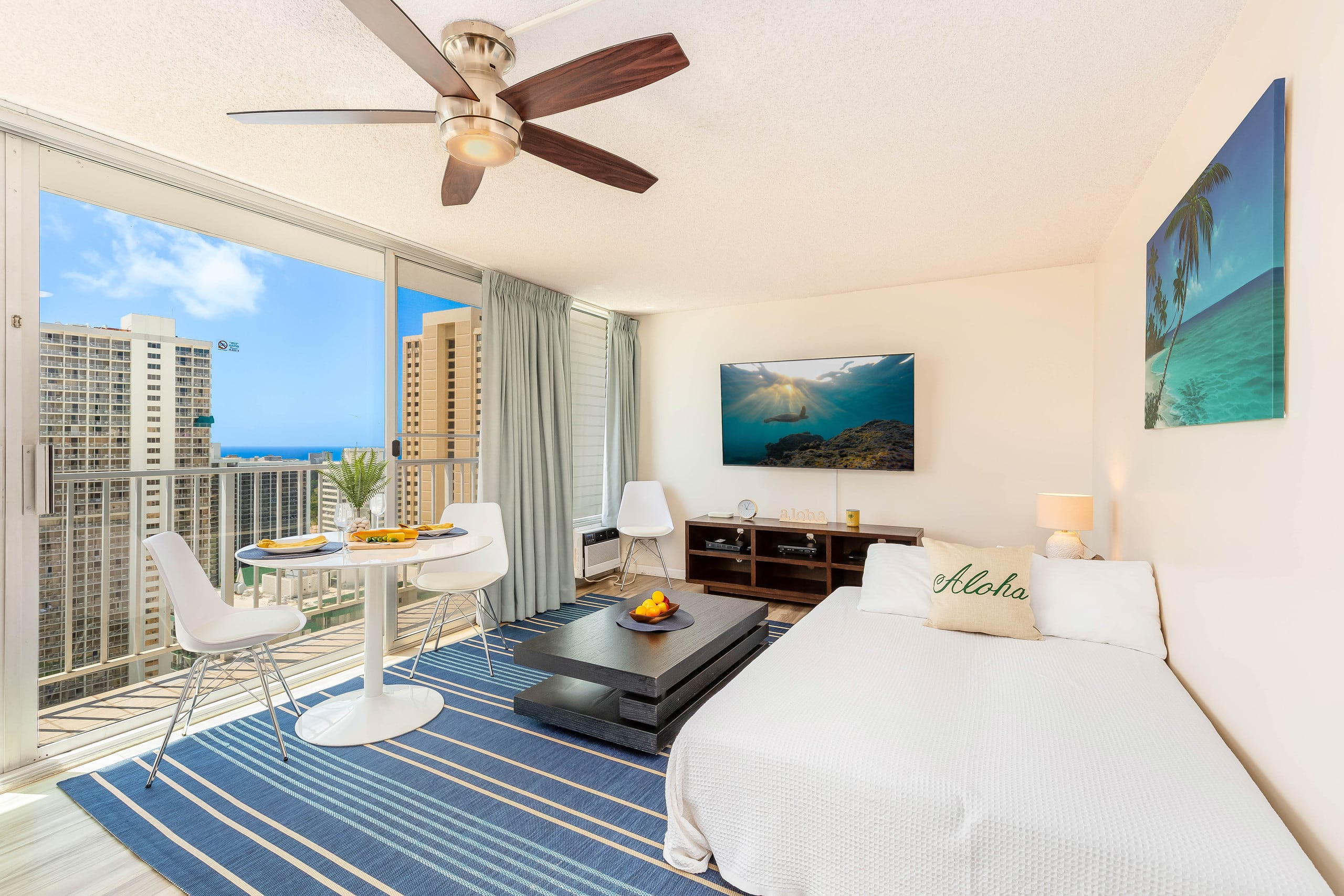 Ocean-Diamond Head Views Condo at Pacific Monarch - Image 6