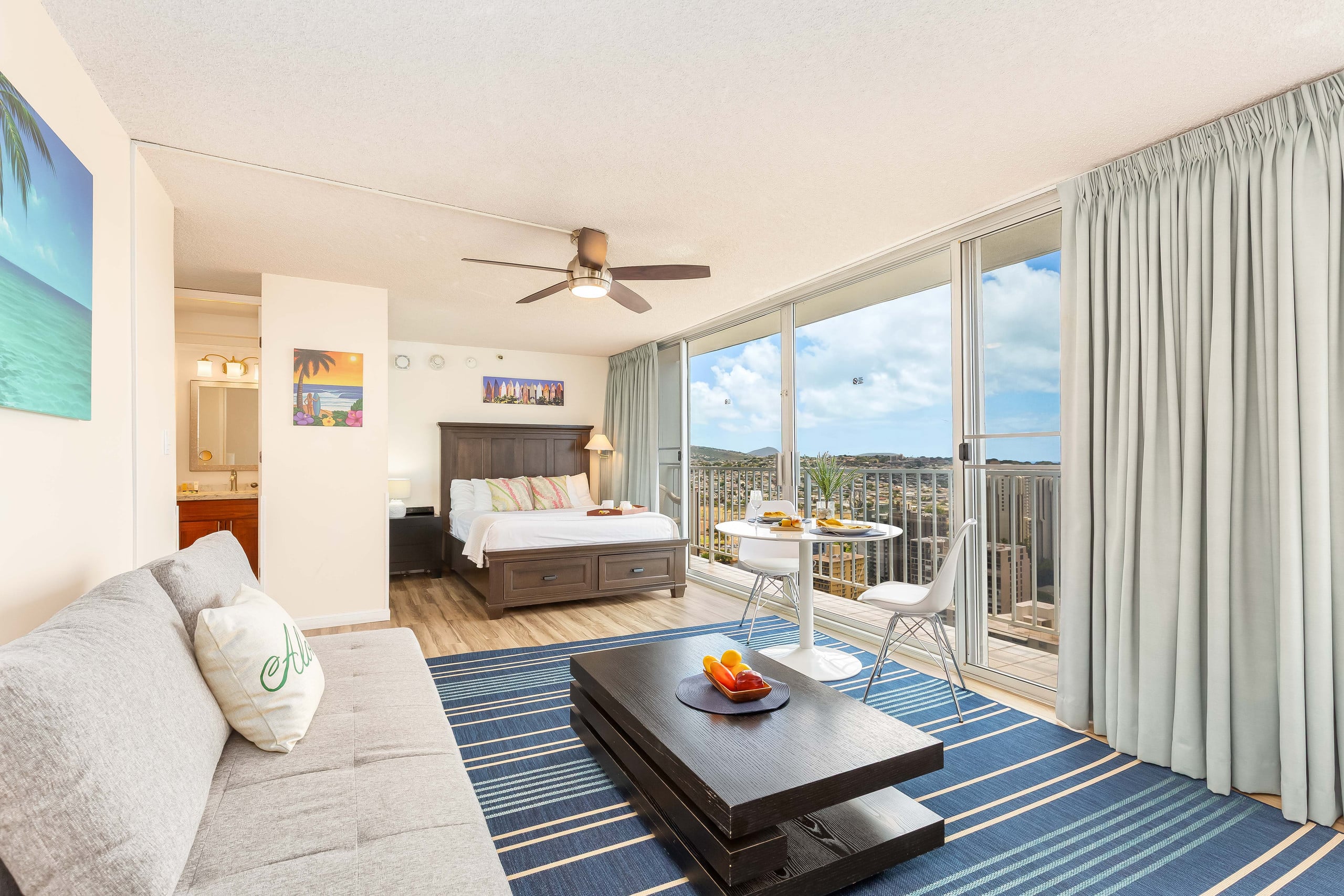Ocean-Diamond Head Views Condo at Pacific Monarch - Image 5