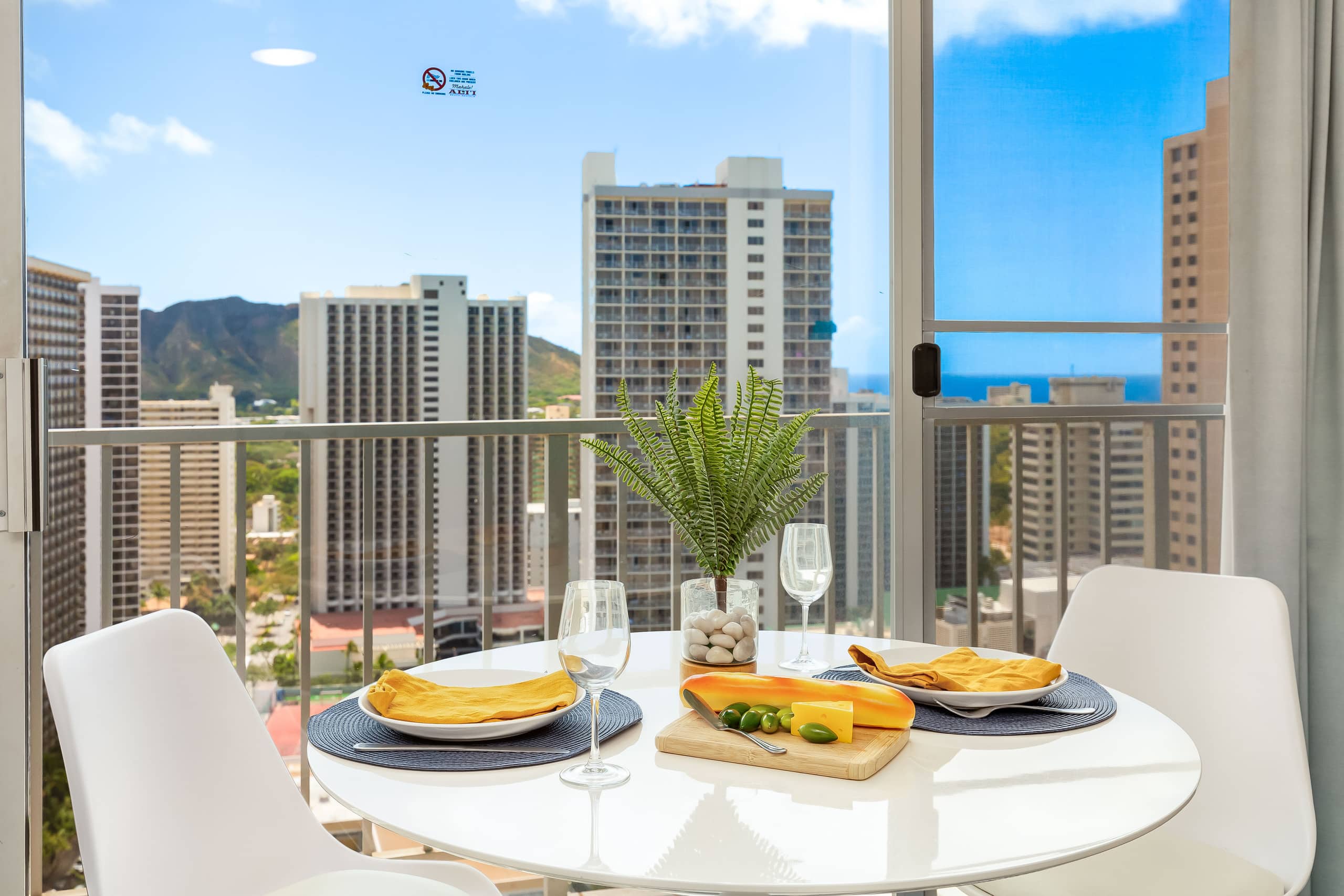 Ocean-Diamond Head Views Condo at Pacific Monarch - Image 17