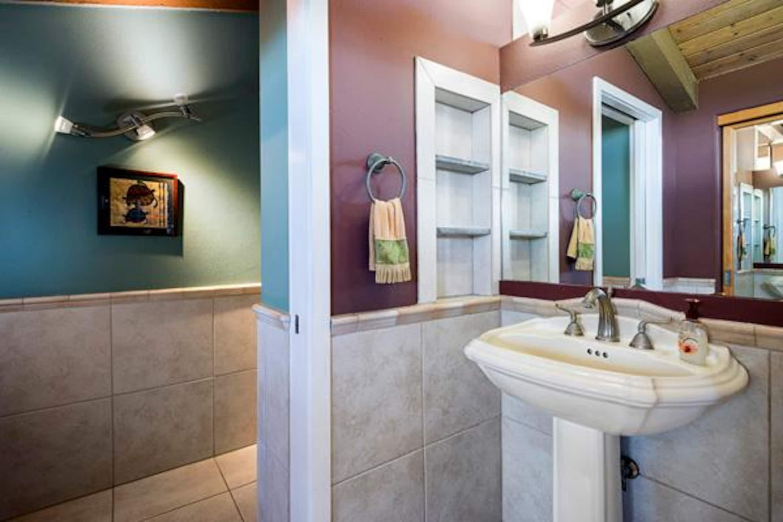 Condo in Kailua-Kona · ★4.78 · 2 bedrooms · 2 beds · 3 baths - Image 20
