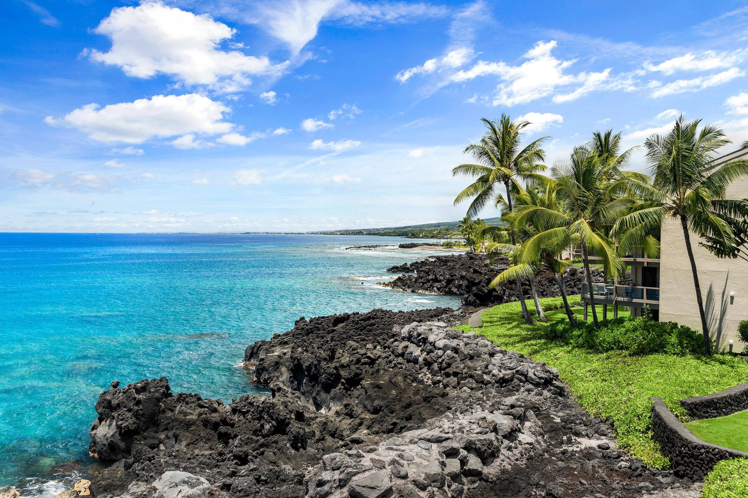 Condo in Kailua-Kona · ★4.78 · 2 bedrooms · 2 beds · 3 baths - Image 29