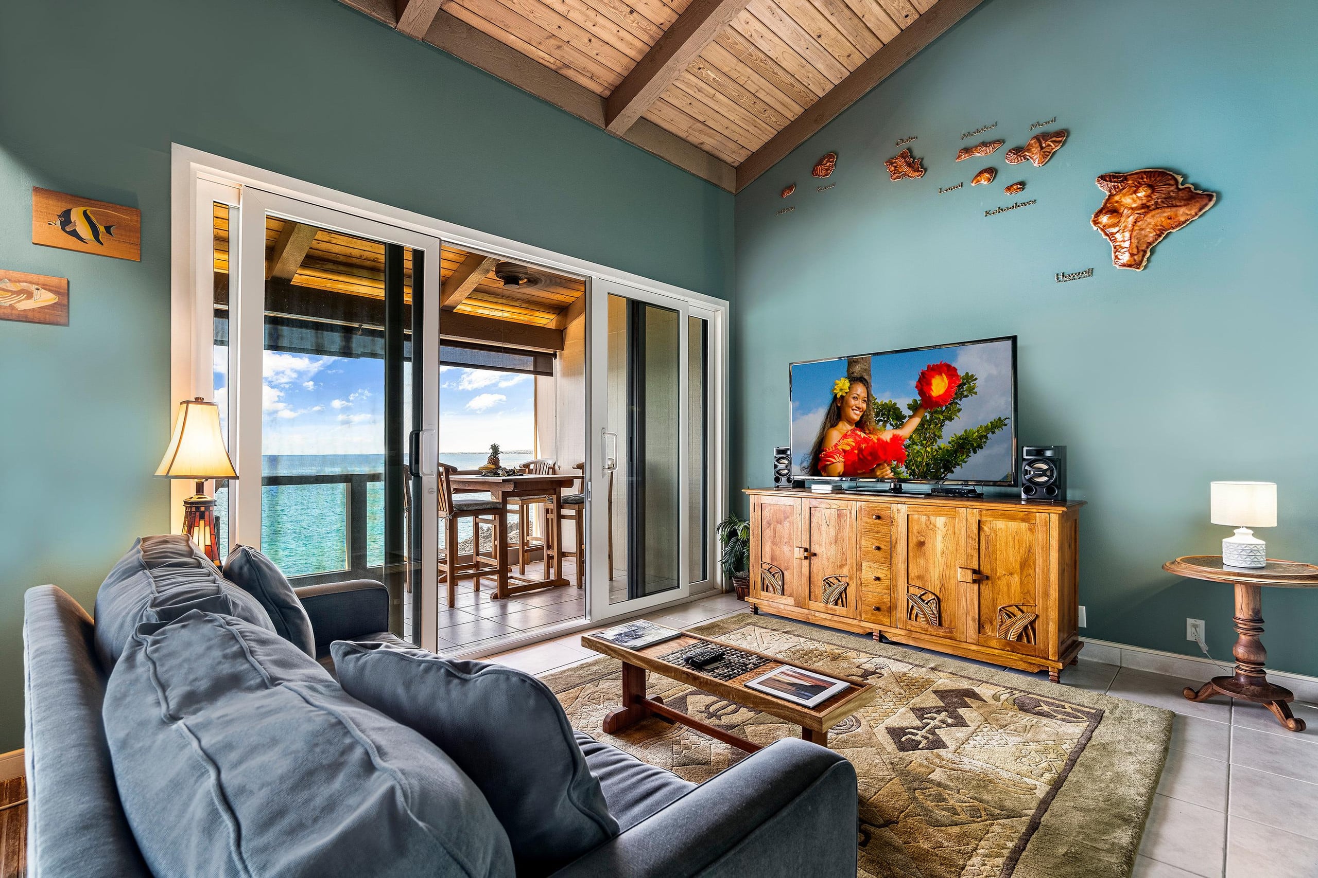 Condo in Kailua-Kona · ★4.78 · 2 bedrooms · 2 beds · 3 baths - Image 4