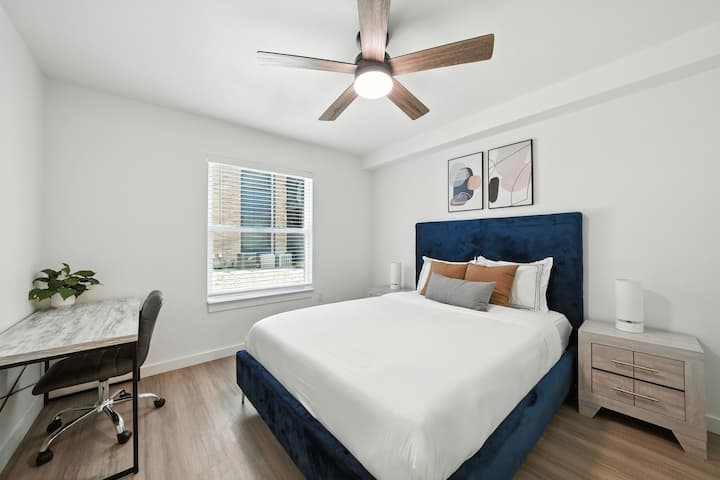 Muelller Flats 1613 I Spacious 1 Bed 1 Bath - Austin, TX