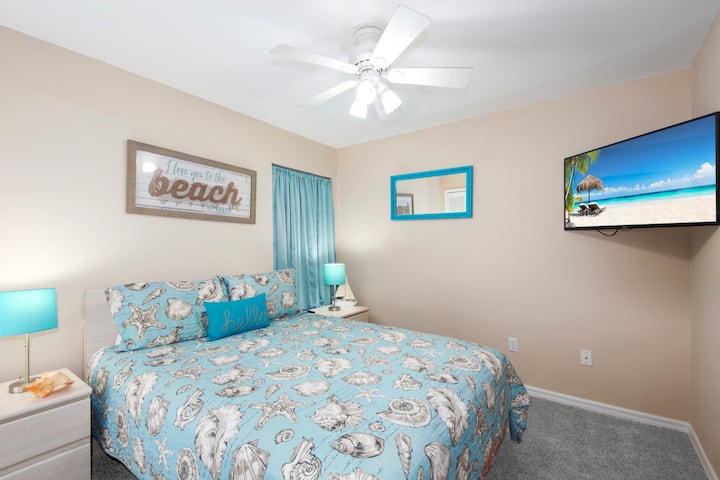 Dormitorio de invitados 2 Dormitorio con cama tamaño queen