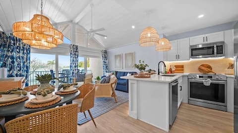 Top Airbnb: Coconuts 118 | Gulf View Heated Pool • Steps to S in Holmes Beach
