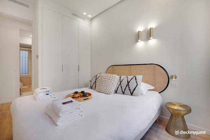 Terza camera con letto queen size 