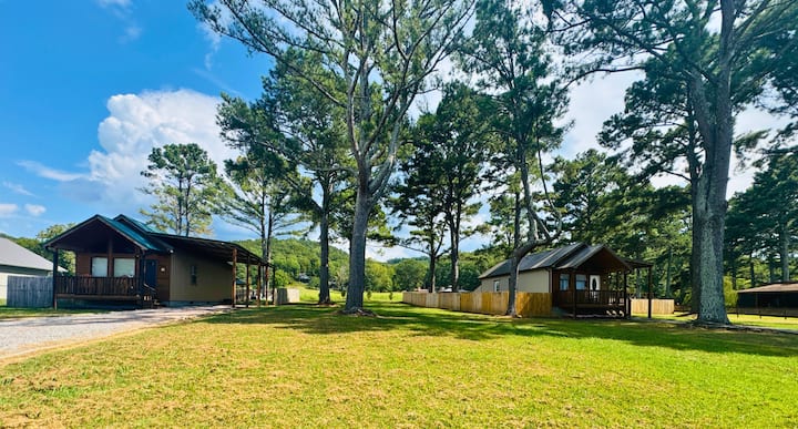 Lake Guntersville Cabins Pet Friendly Boat Parking - Guntersville Lake