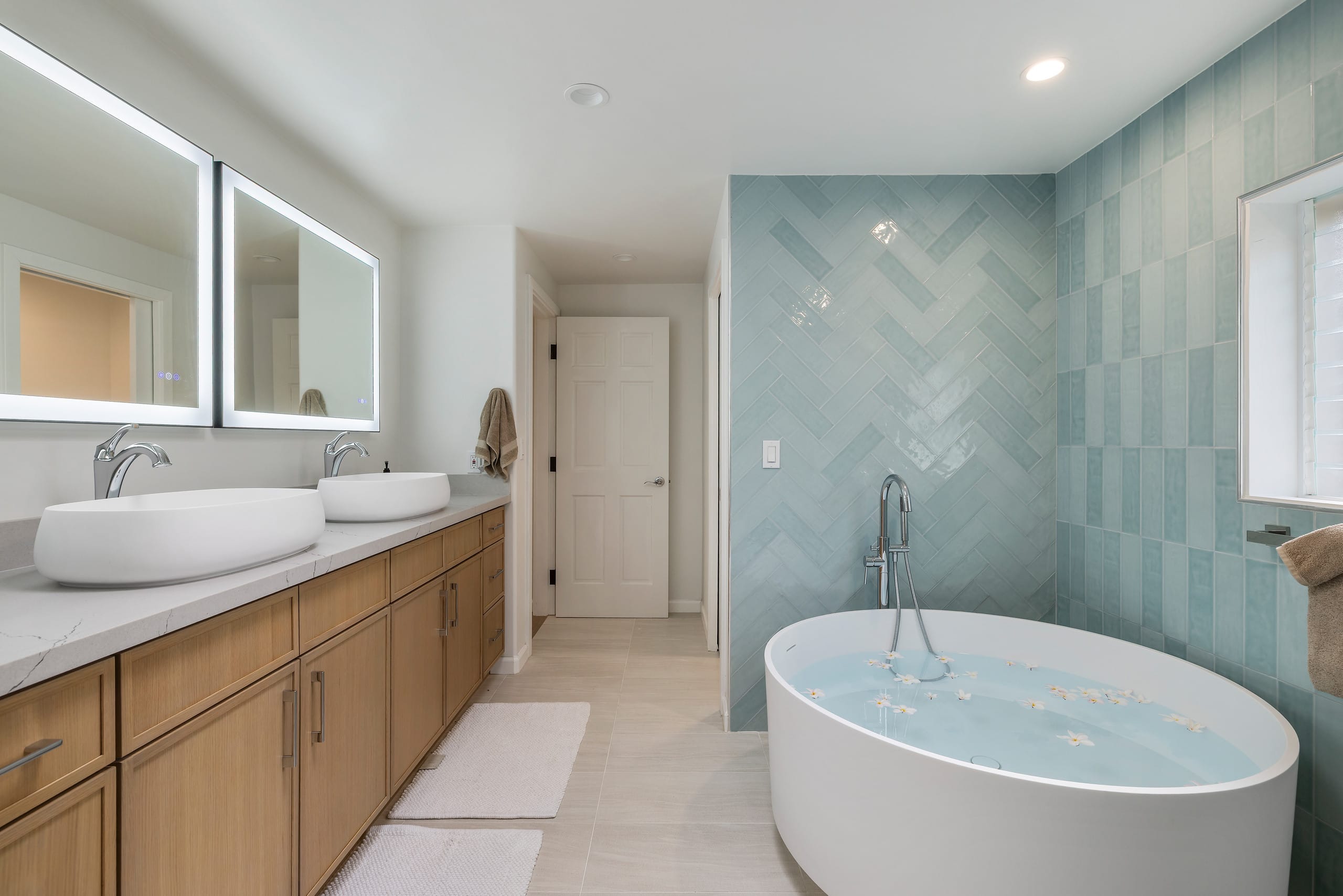 Home in Kailua · ★5.0 · 5 bedrooms · 6 beds · 3 private baths - Image 30