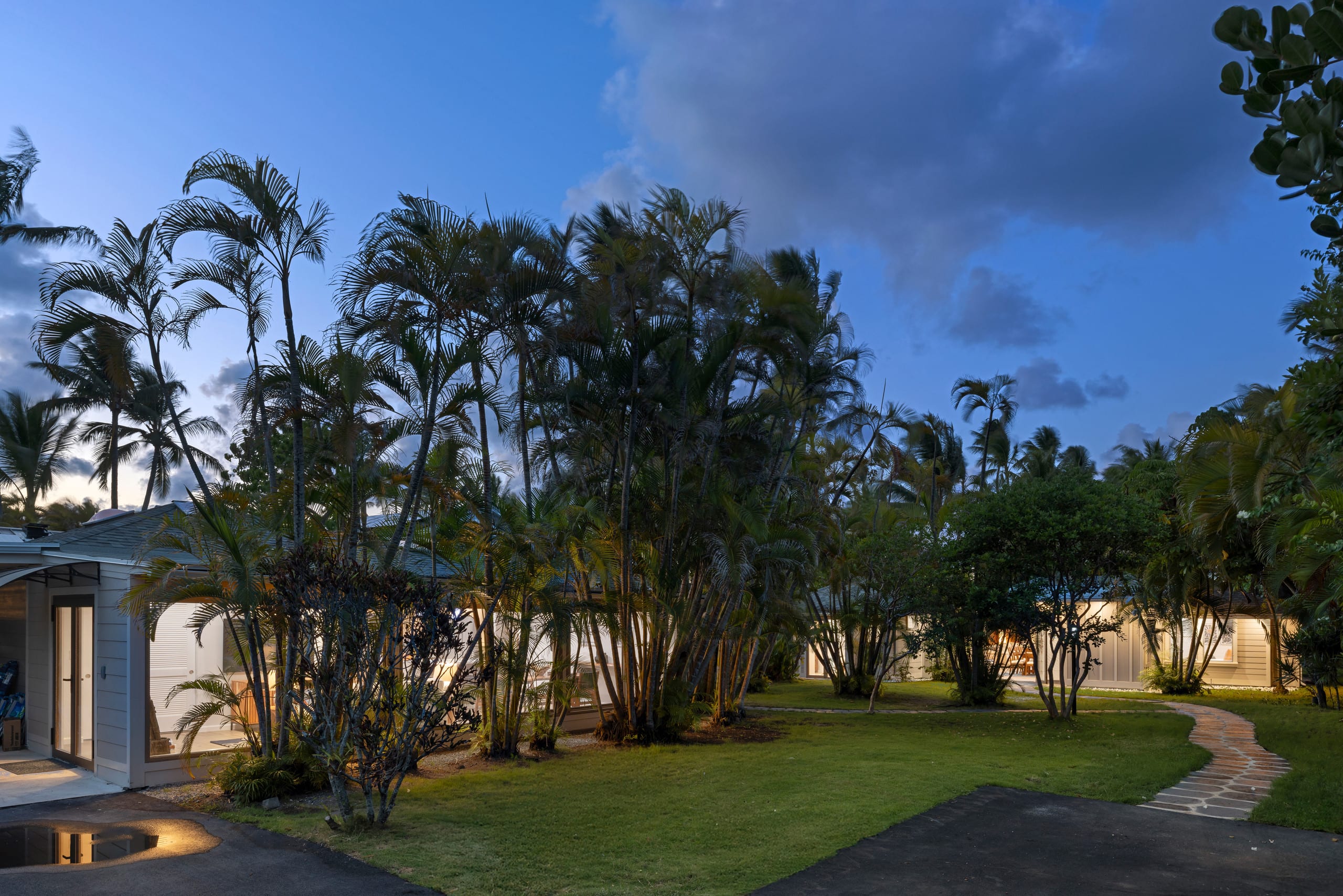 Home in Kailua · ★5.0 · 5 bedrooms · 6 beds · 3 private baths - Image 40