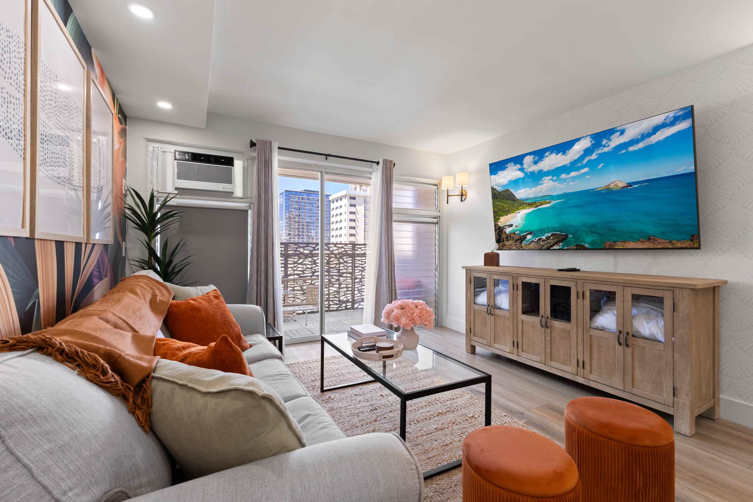 [TOP PICK] Waikiki 2BR Condo | Near Beach & Dining - Image 5