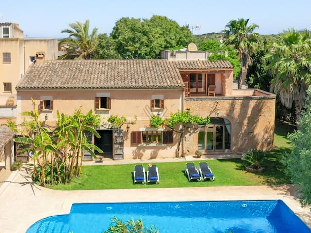 Es Porrassar,Holiday Villa in Cas Concos, Mallorca