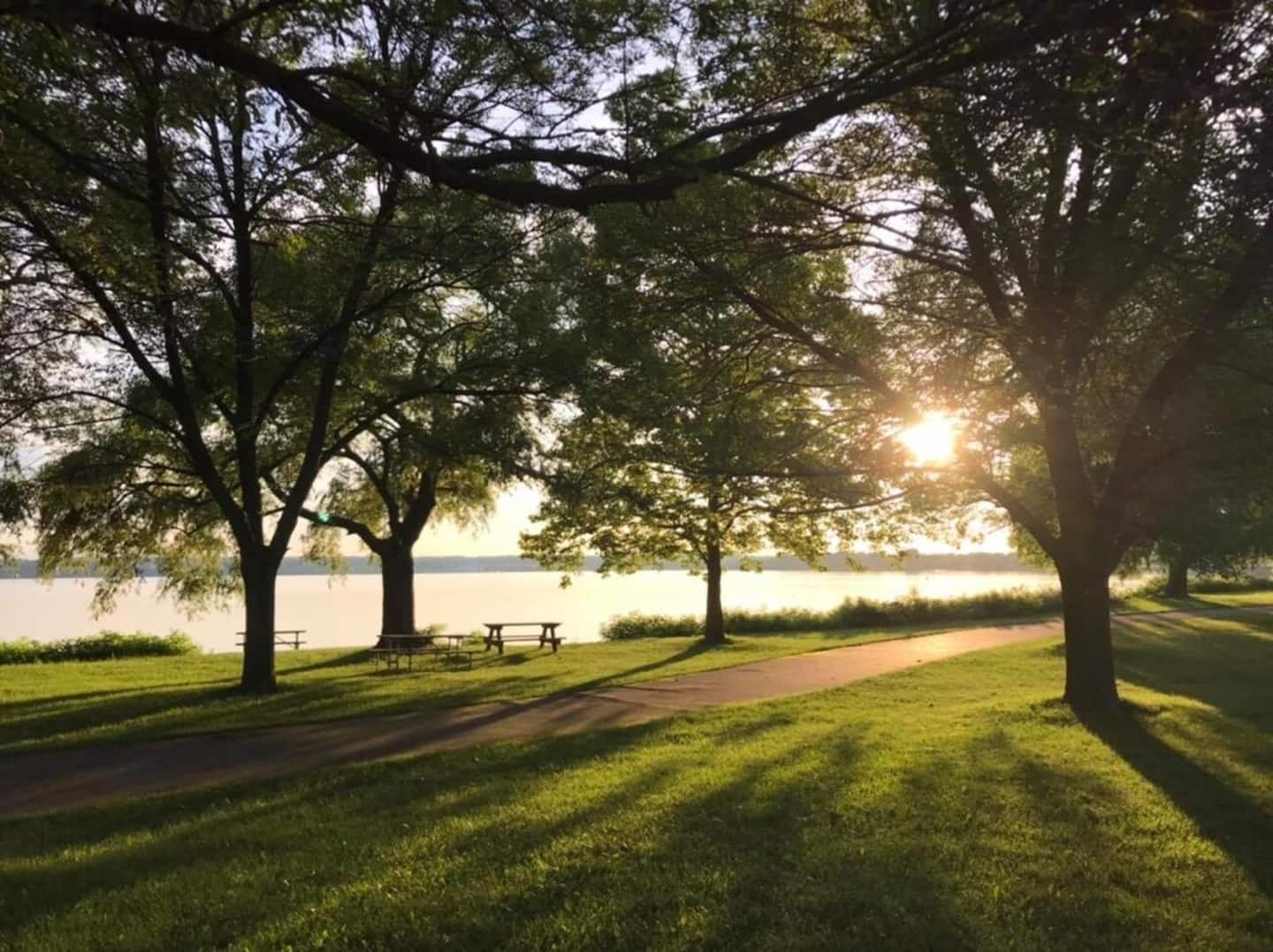 2 Doubles | 41 Lakefront | City View | Near Trails
