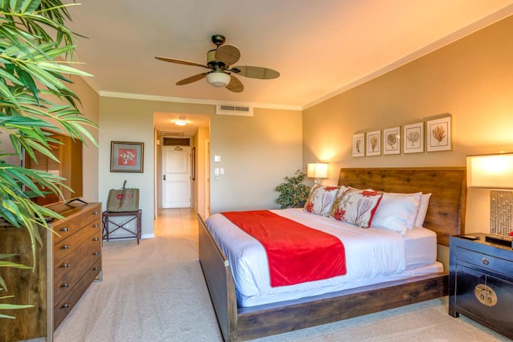 经典的岛屿风格，融入现代元素？这间客房提供宁静的阿罗哈风情