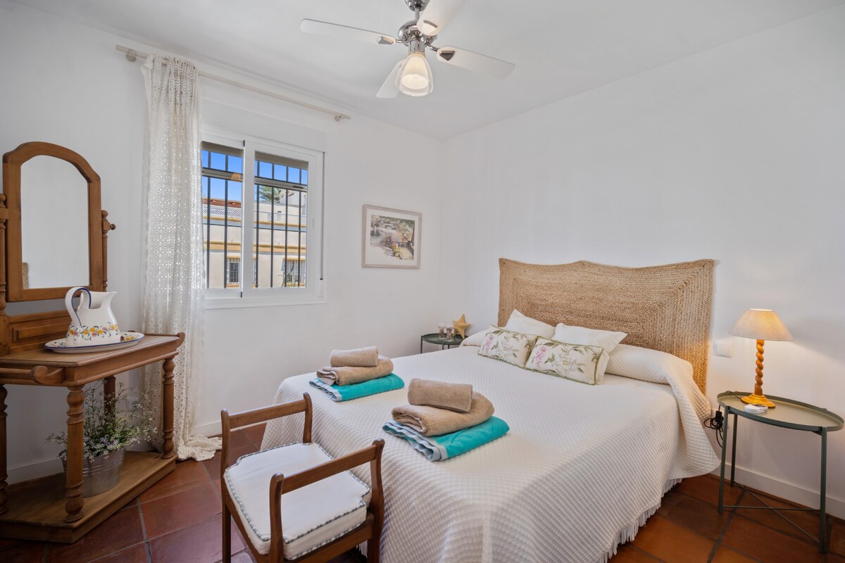 Кревет, фотографија од целата соба, соба, кревет, фотографија од целата соба, спална соба