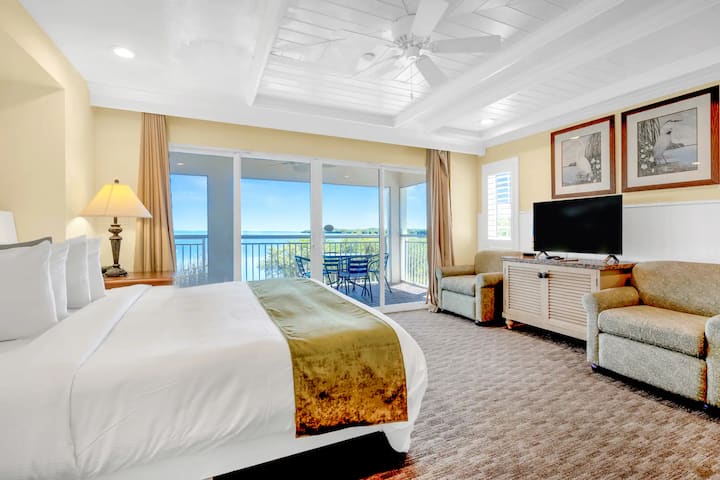 Studio Balcony Suite | Dove Creek | Ocean View - Key Largo