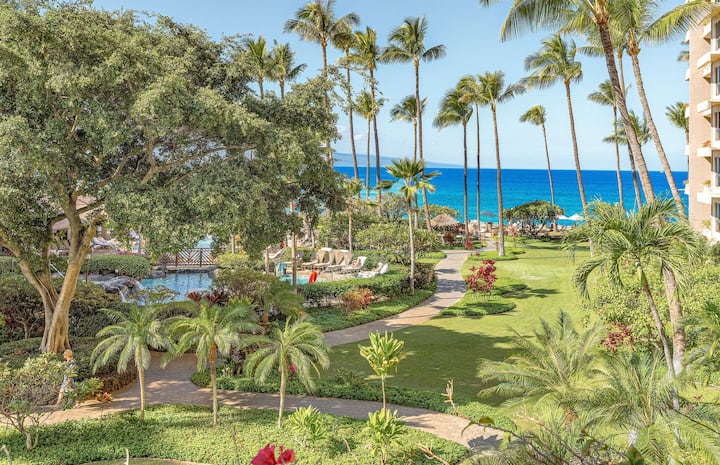 Luxury 3BR with Ocean and Courtyard Views
