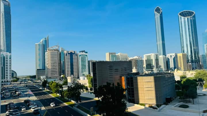 Studio Apartment With Balcony Near Qasr Al Hosn - Abu Dhabi