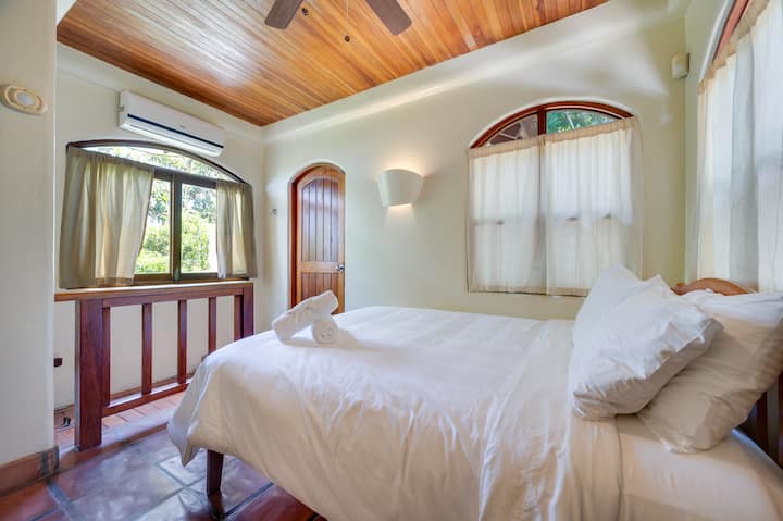 საძინებელი 4