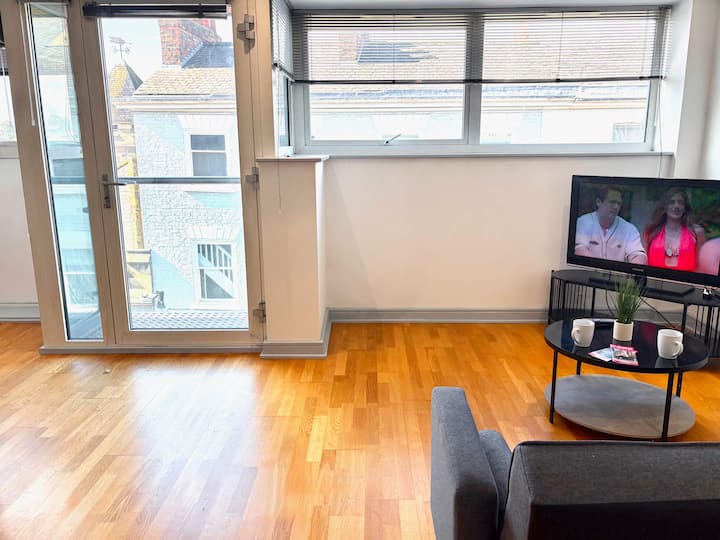 Spacious City Centre Flat, Walk To Everything - York
