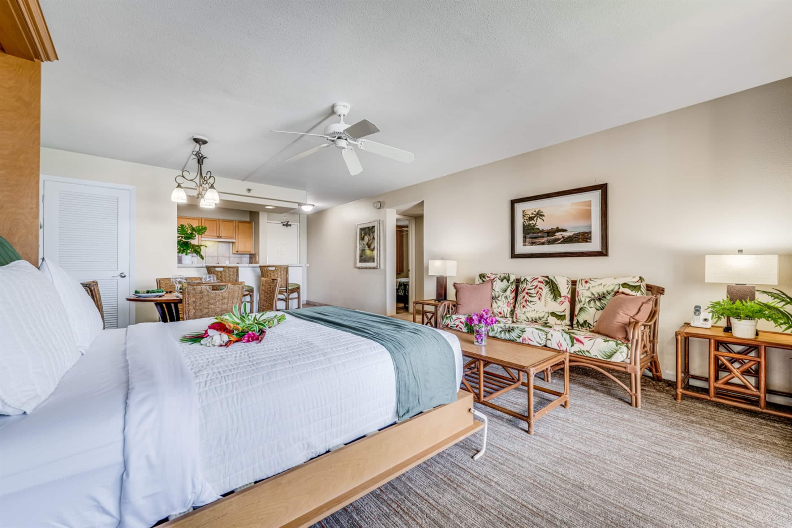 Condo in Lahaina · ★4.96 · 1 bedroom · 2 beds · 1 private bath - Image 15