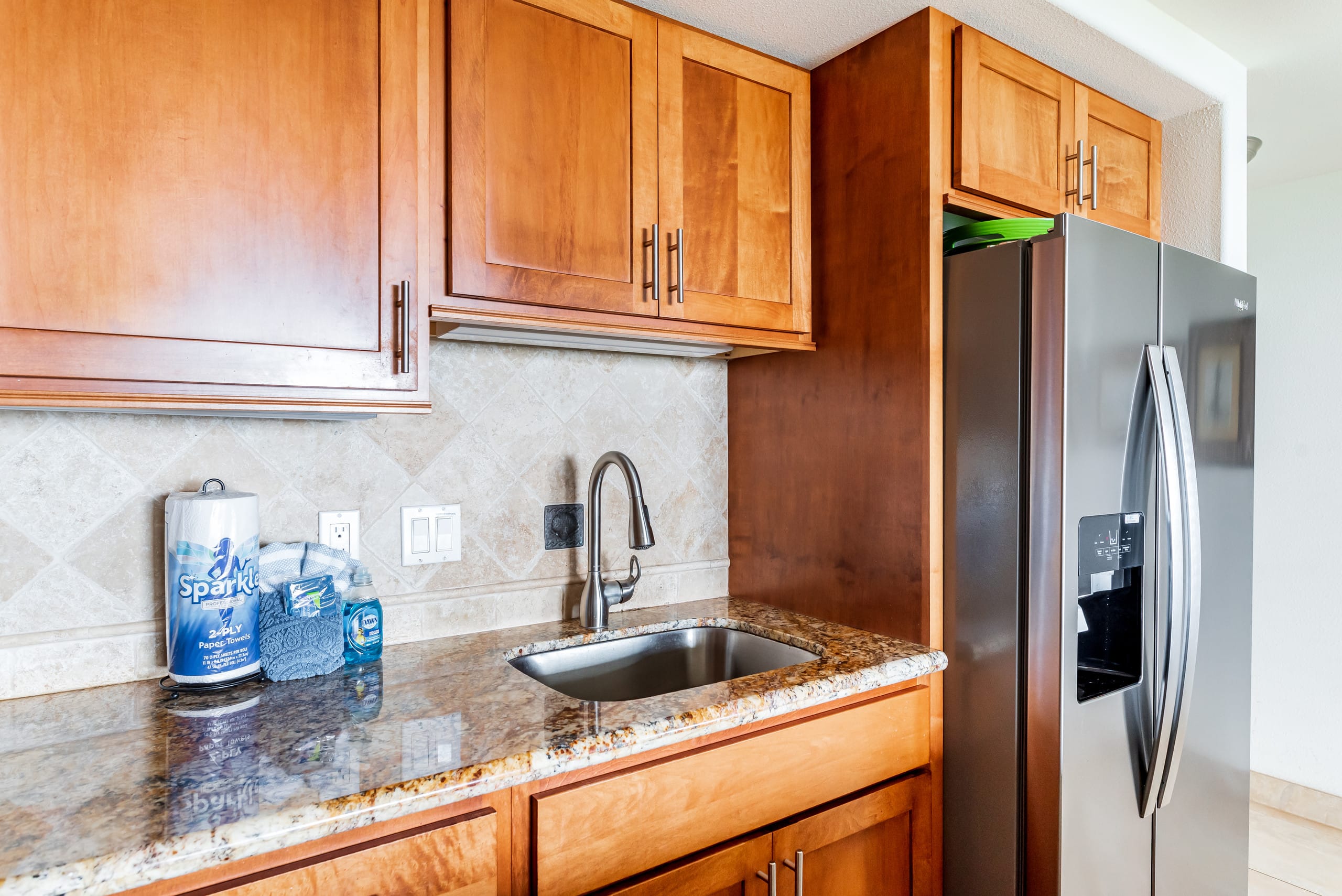Condo in Lahaina · ★4.81 · 1 bedroom · 1 bed · 1 bath - Image 11