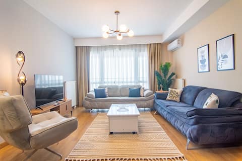 5. Levent 2BR Apt floor 22 Amazing view!