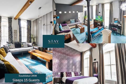 Luxury apartments sleeps 15 close to all amenities