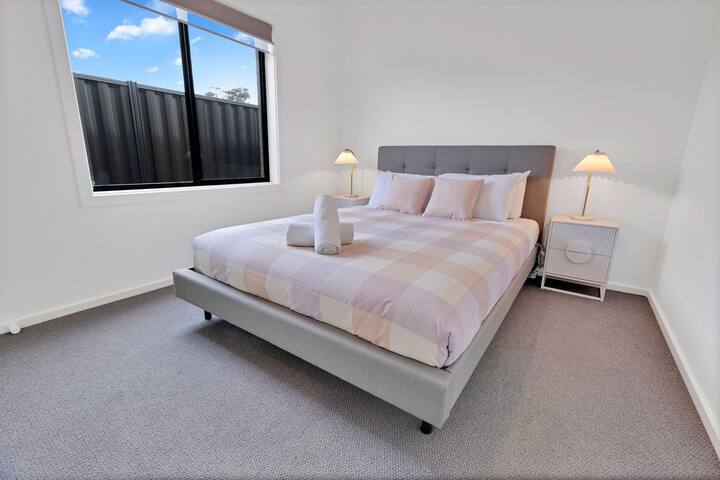 غرفة النوم 2