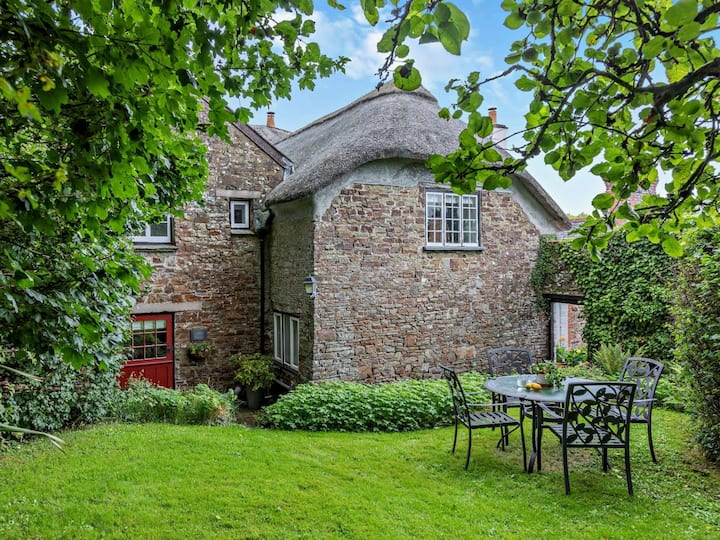 2 Bed In Barnstaple (Oc-93022) - Barnstaple