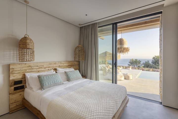 Chumba cha pili cha kulala katika nyumba ya wageni, pia ni cha watu wawili. (Chumba cha kulala cha 4)