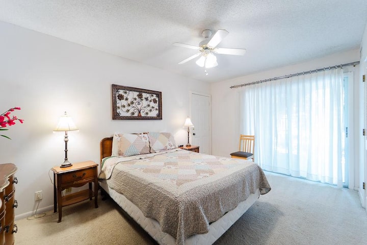 Prva spavaća soba s bračnim krevetom (160x200) 