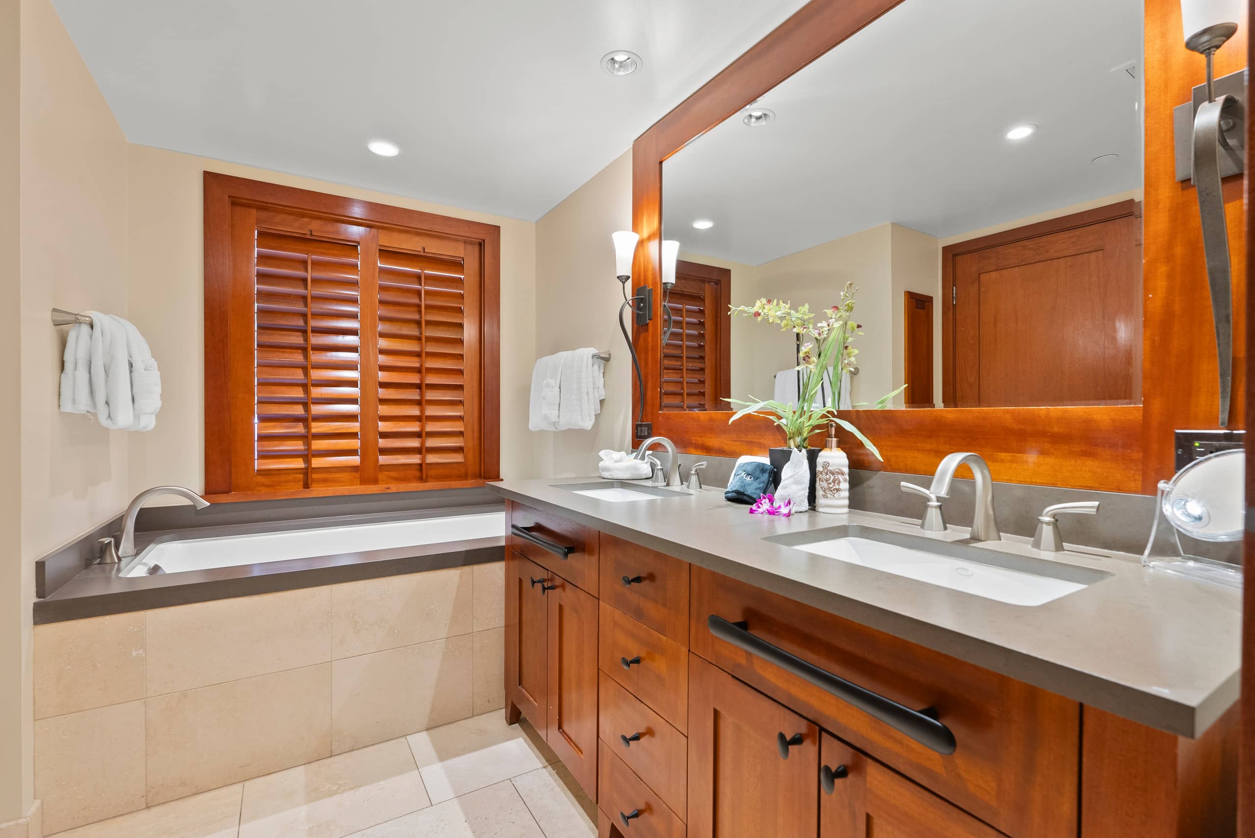 Home in Kapolei · ★5.0 · 3 bedrooms · 5 beds · 3 private baths - Image 19