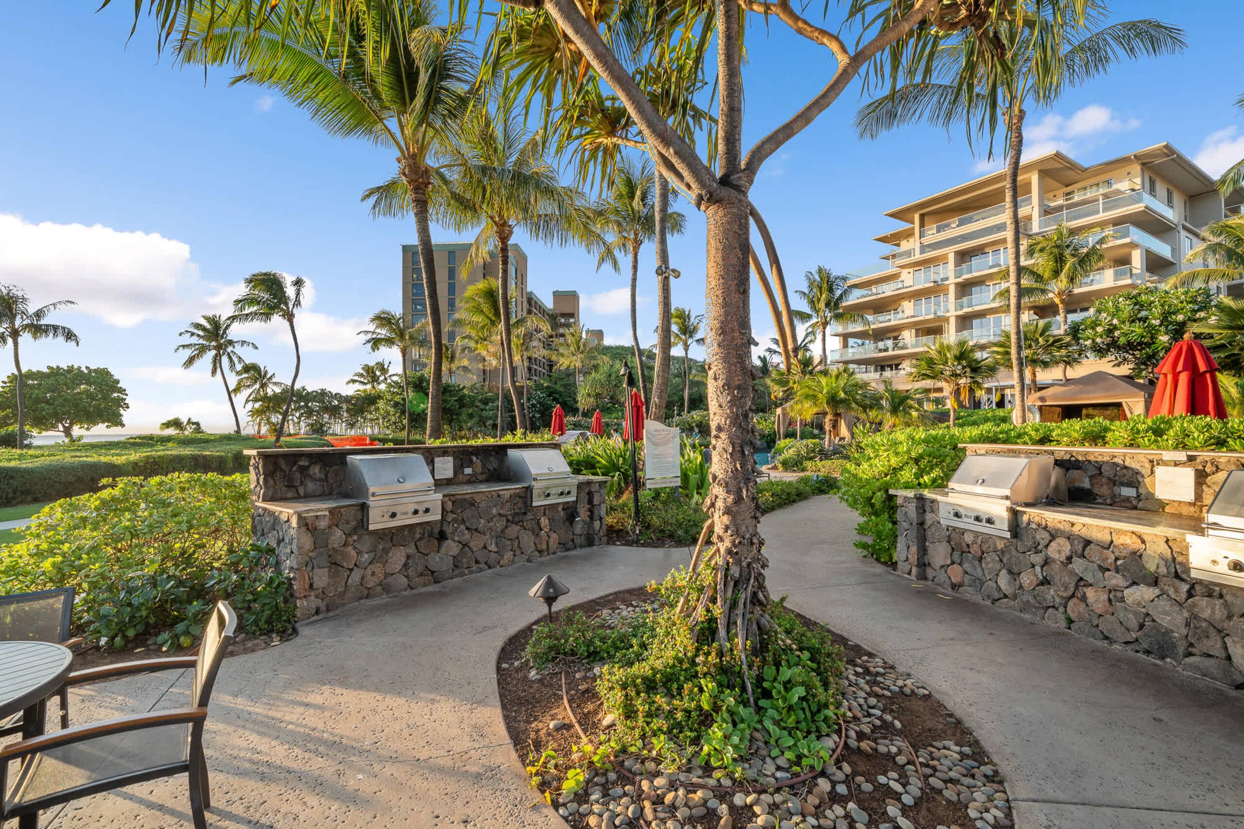 Condo in Lahaina · ★5.0 · 1 bedroom · 2 beds · 1 bath - Image 20