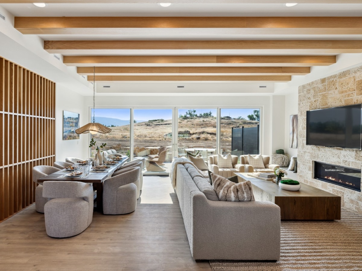 Modern Chalet Minutes from Ski Resorts - Ameyalli