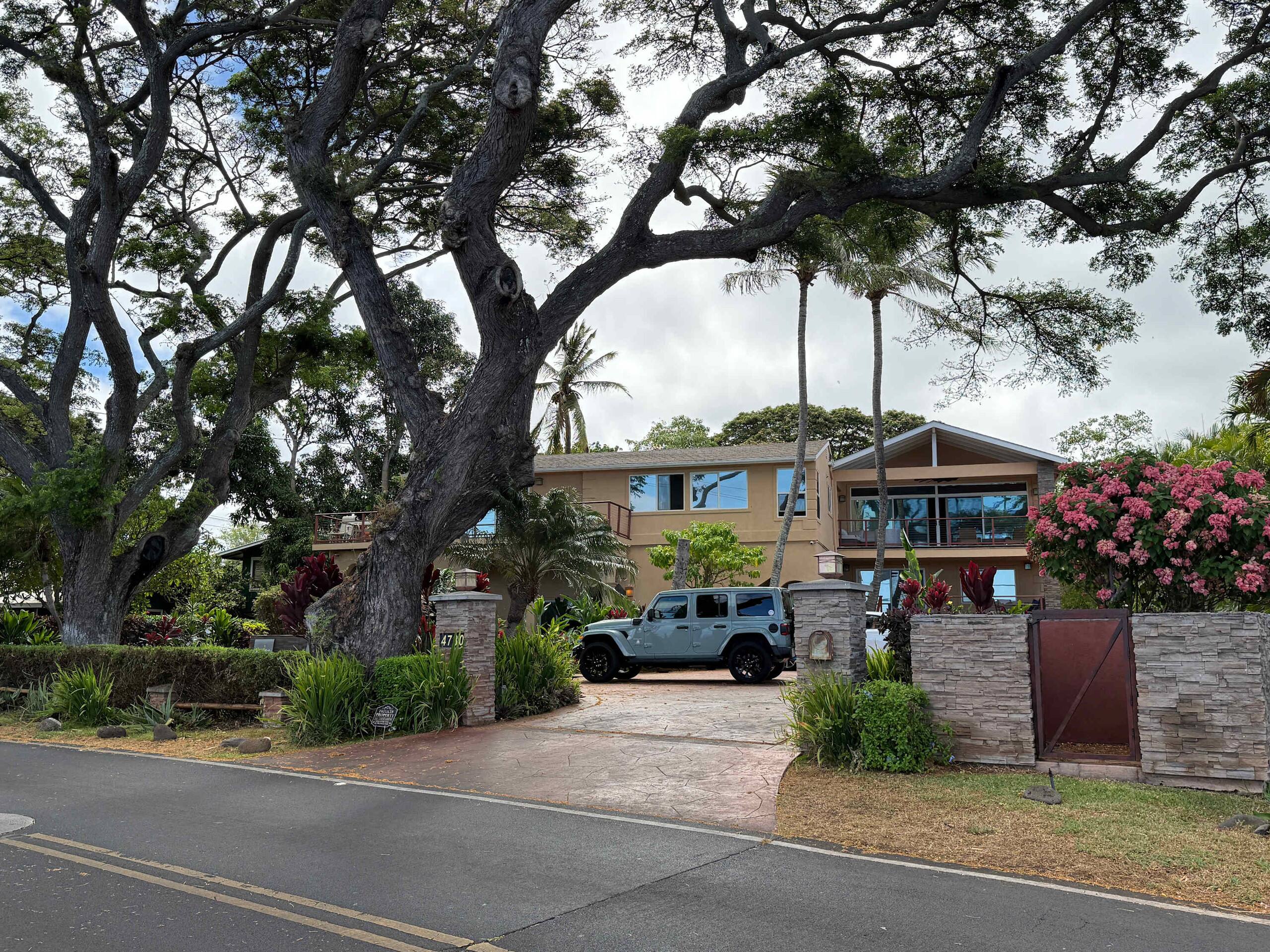 Maui Beach House B&B Royal Suite, Free Breakfast - Image 7