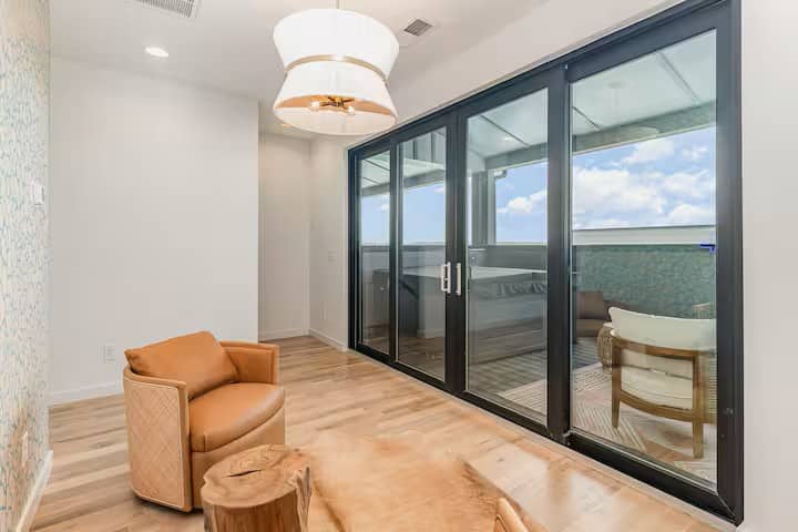 4 Homes!  20 Br  Sleeps 40+  2 Hot Tubs! - Nashville