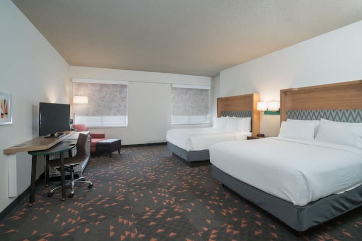 Near Ameris Bank Amphitheatre + Dining. Gym. - Roswell, GA