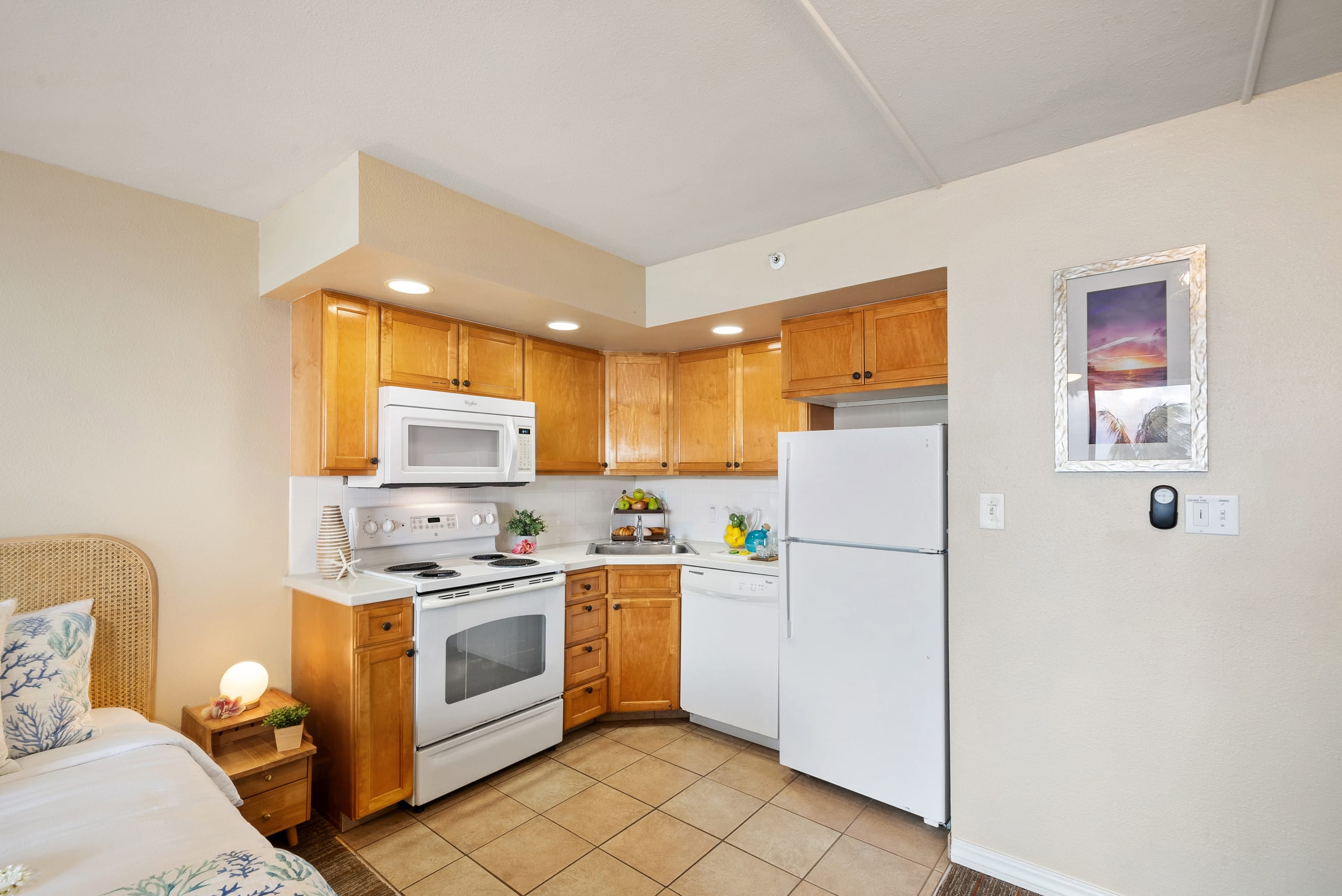 Condo in Lahaina · ★5.0 · 1 bedroom · 3 beds · 1 private bath - Image 21