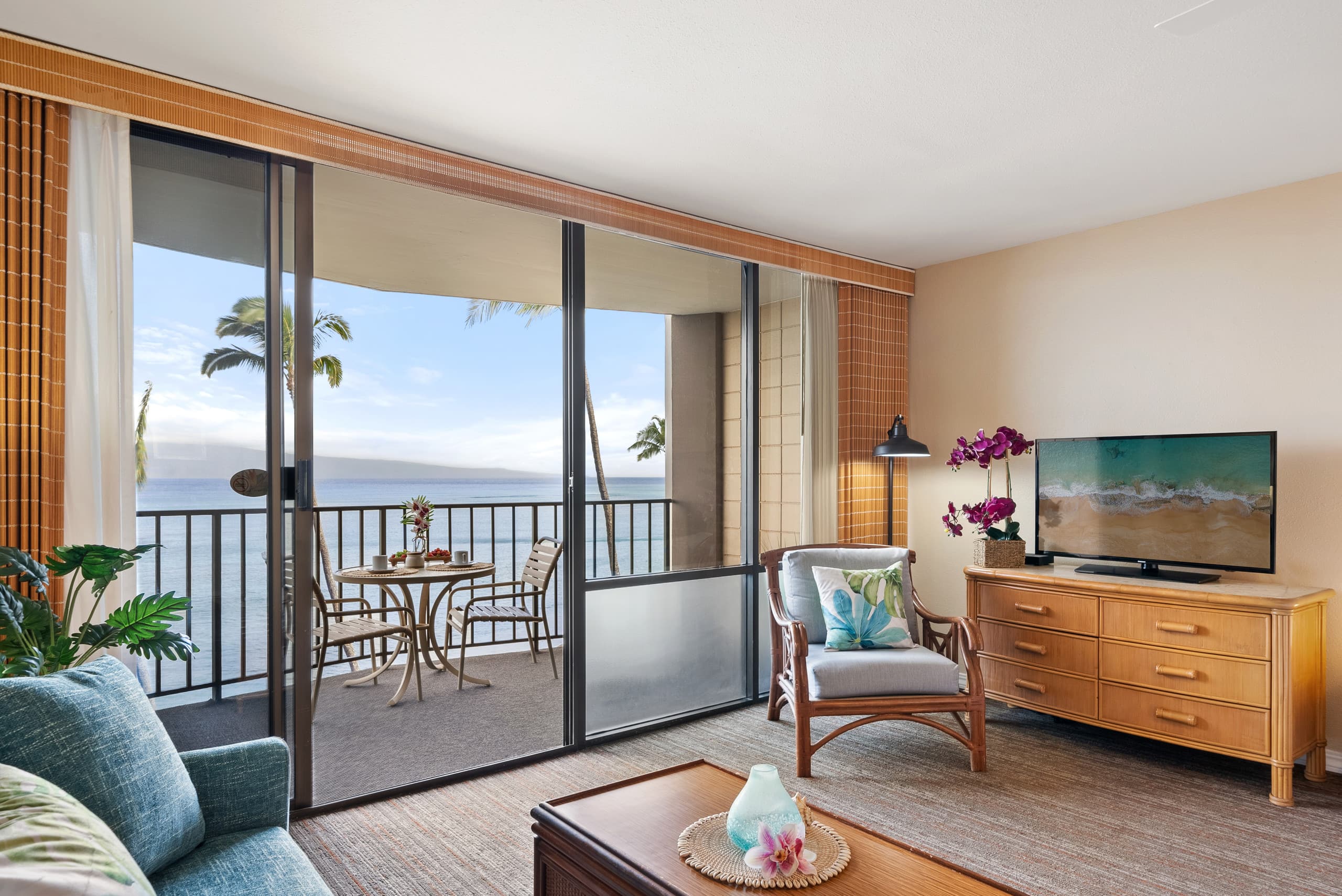 Condo in Lahaina · ★5.0 · 1 bedroom · 3 beds · 1 private bath - Image 2