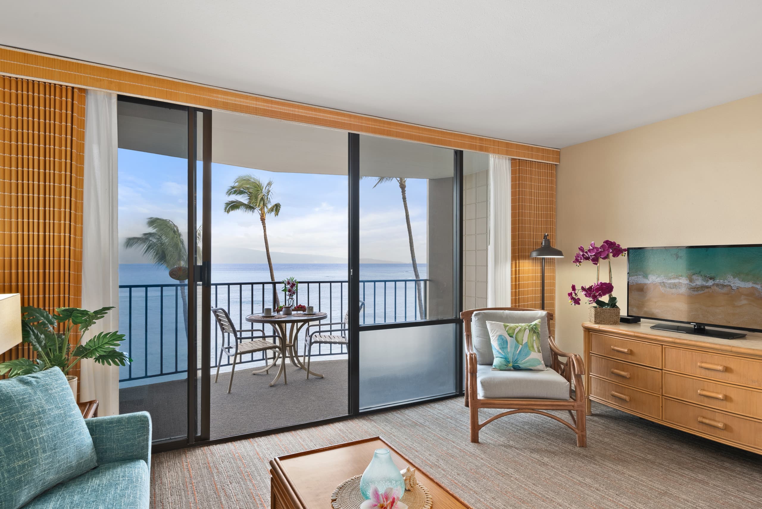 Condo in Lahaina · ★5.0 · 1 bedroom · 3 beds · 1 private bath - Image 12
