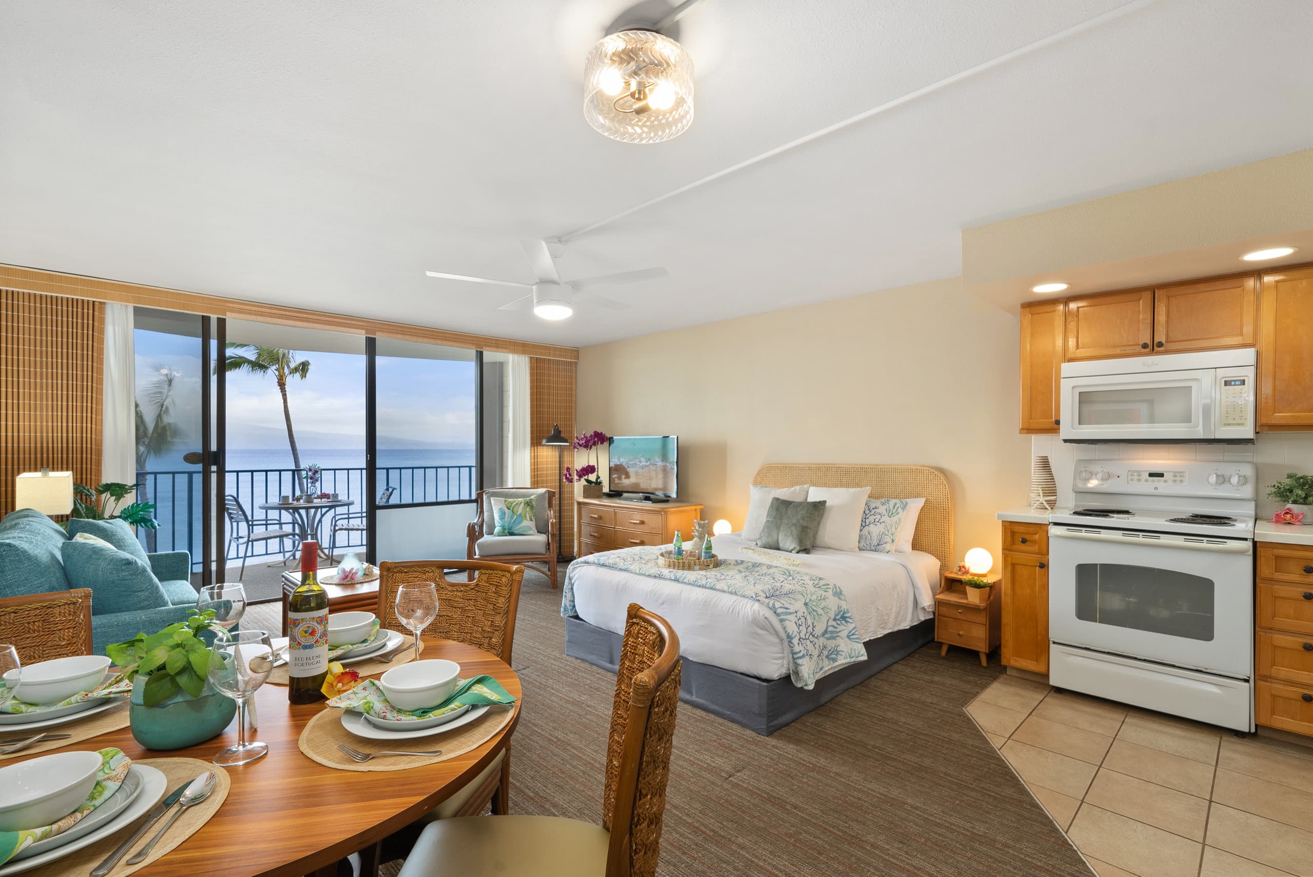 Condo in Lahaina · ★5.0 · 1 bedroom · 3 beds · 1 private bath - Image 14