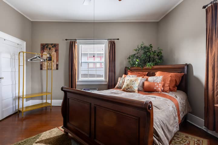 2f630ebf-3884-48cf-a78e-cf1560c8a300 – 048